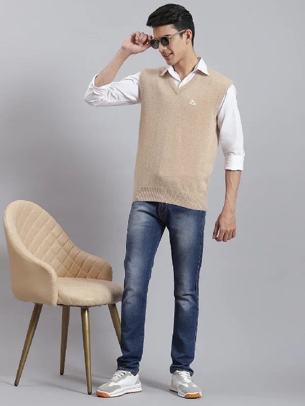 Men Camel Brown Solid V Neck Sleeveless Sweaters/Pullovers