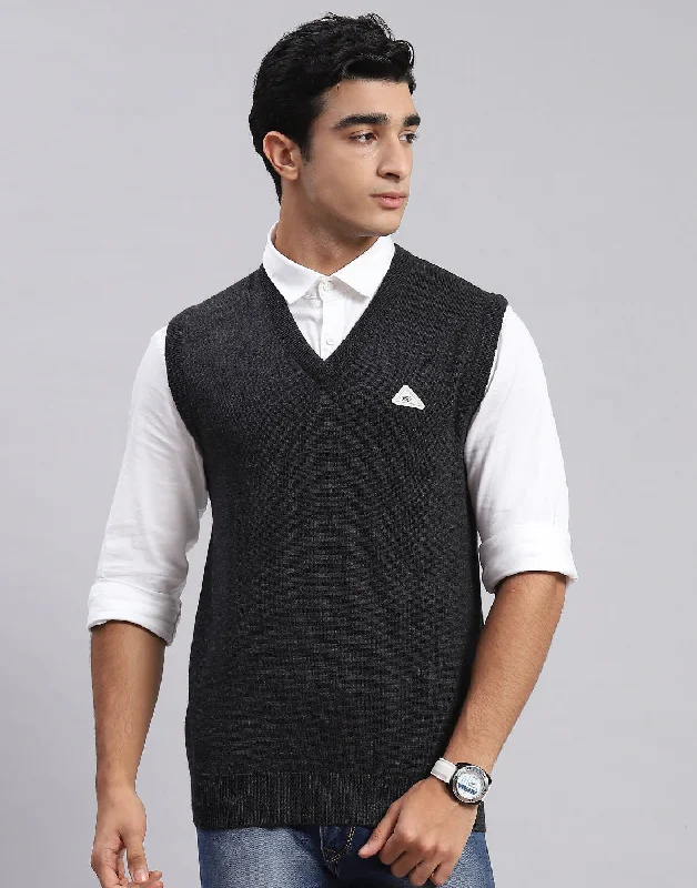 Men Grey Solid V Neck Sleeveless Sweaters/Pullovers