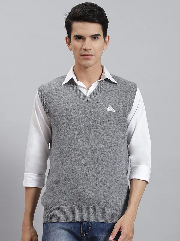 Men Grey Solid V Neck Sleeveless Sweaters/Pullovers