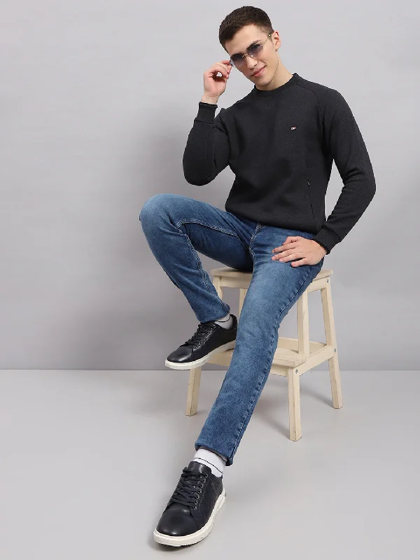 Men Black Solid Round Neck Full Sleeve Sweatshirt